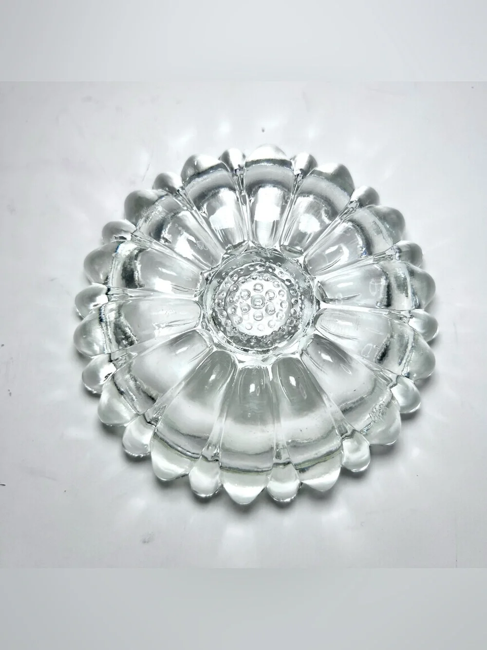 4 Vintage Clear Glass Daisy Patterned Taper Candle Holders